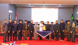 RPJMD 2025–2029 Disahkan, Bupati Asmar: Bukan Sekadar Rencana, Tapi Blueprint Masa Depan