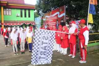 Wabup Inhil Lepas Jalan Sehat Kerukunan Semarakkan HUT RI ke-80