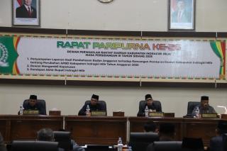 Bupati Inhil Hadiri Rapat Paripurna DPRD Terkait Perubahan APBD 2025