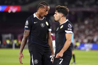 Chelsea Bantai West Ham dengan Skor Telak 5-1
