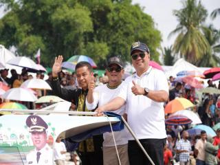 Hadiri Pacu Jalur 2025 di Kuantan Singingi, Bupati Kampar: Warisan Budaya dari Sungai Kuantan untuk 