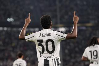 Juventus Menang 2-0 atas Parma di Allianz Stadium