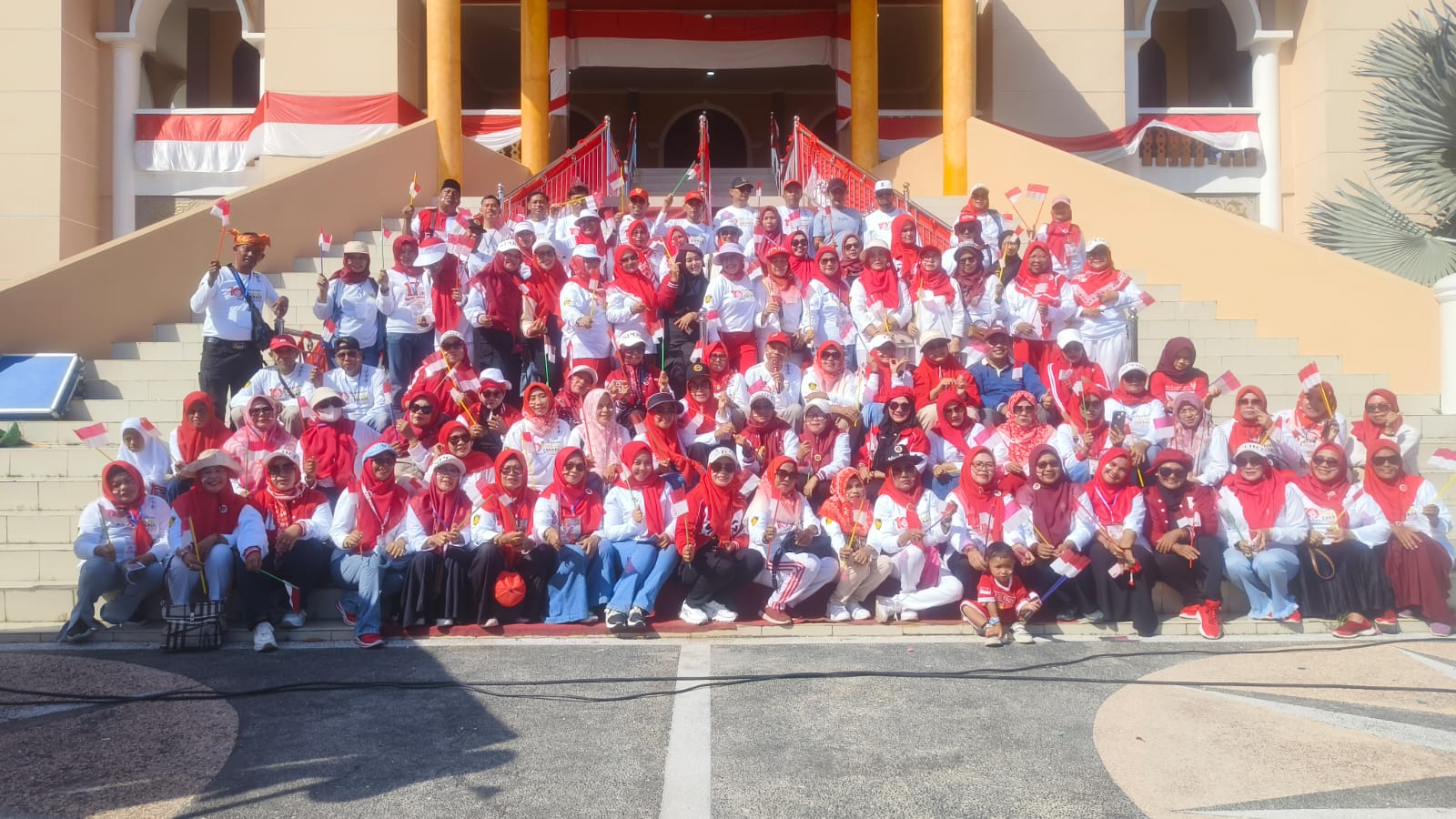 Group Yong Dolah Meriahkan HUT ke-80 RI dengan Aneka Perlombaan di Bengkalis