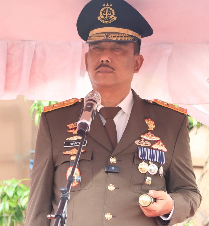 Perdana, Kajati Maluku Agoes SP Pimpin Upacara Hari Lahir Kejaksaan RI ke 80 Tahun 2025