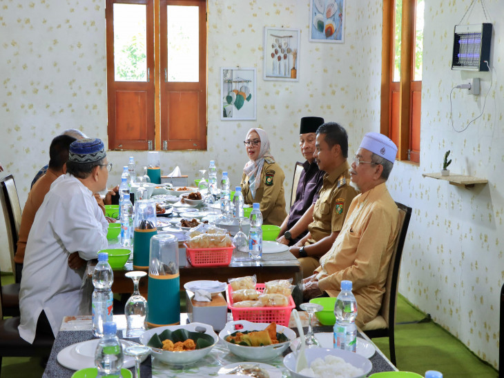 Bupati Kampar Silaturahmi Bersama Tokoh LAMR Riau