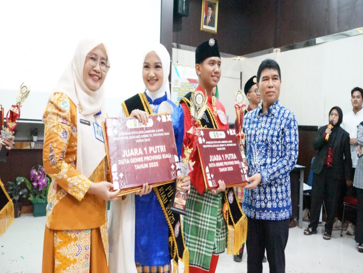 DPPKBP3A Kampar Raih Juara I Duta Genre Putri Tingkat Provinsi Riau Tahun 2025