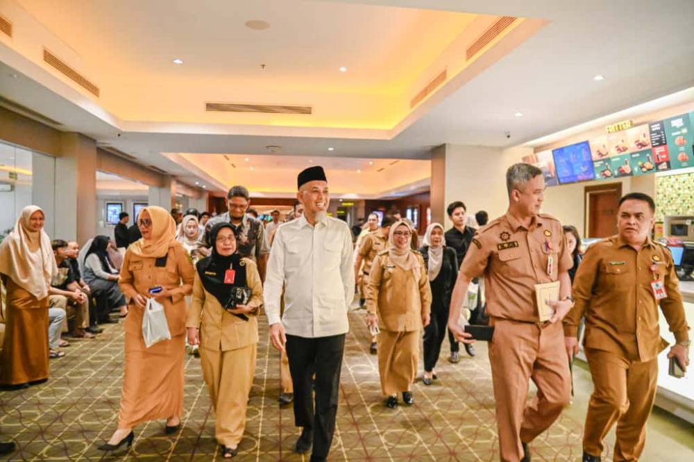 Aksi Cegah Korupsi, Wako Paisal Ikut Nonton Film "Nyanyian Sunyi Dalam Rantang"