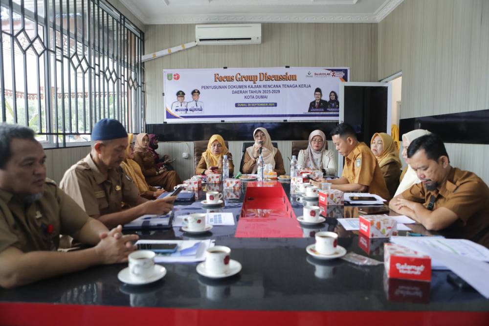 Pemko Dumai Gandeng STIA Lancang Kuning Susun Rencana Tenaga Kerja Daerah 2025-2029