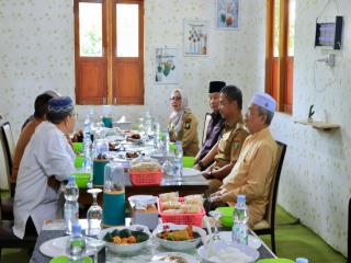 Bupati Kampar Silaturahmi Bersama Tokoh LAMR Riau