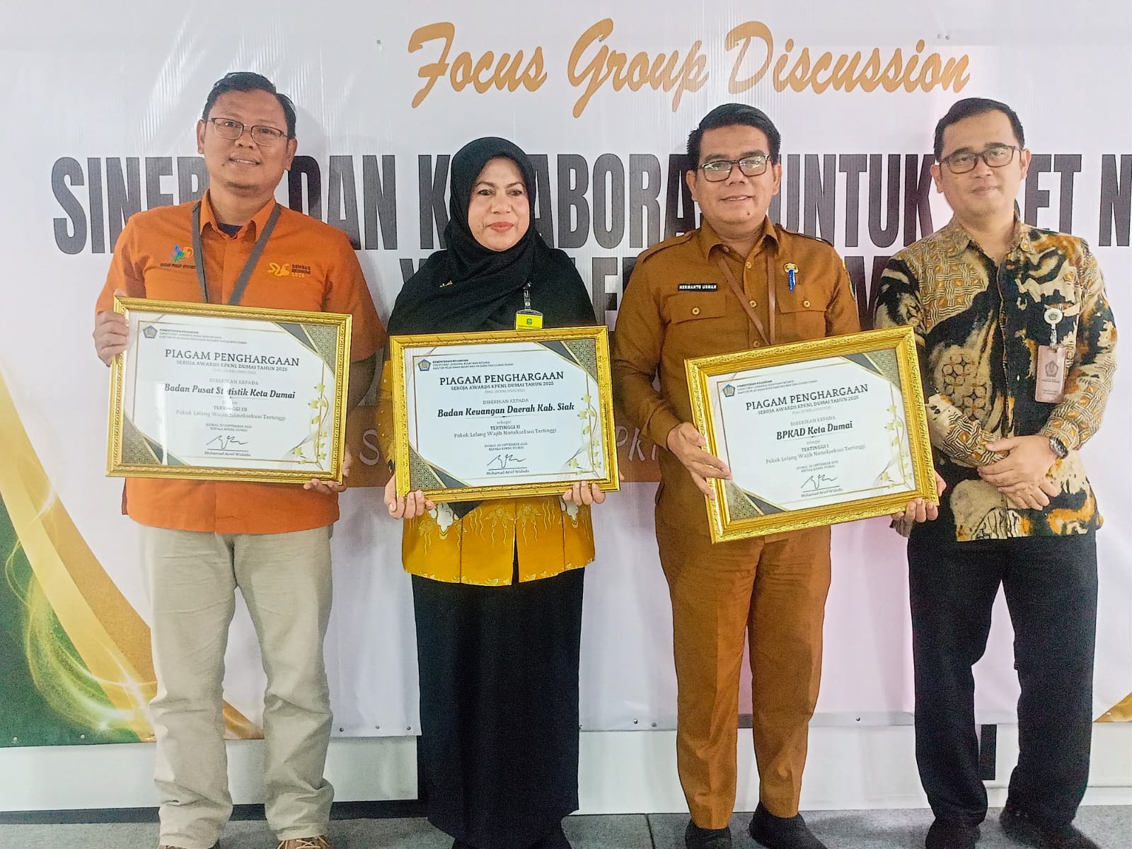 Pemko Dumai Raih Dua Penghargaan pada Seroja Awards 2025