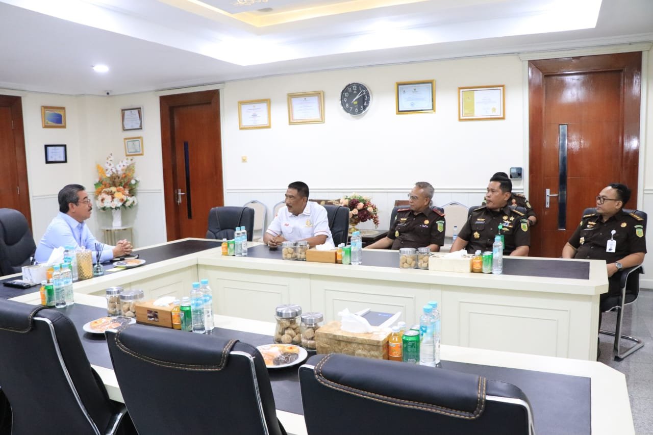 Masa Tugas di Maluku Berakhir, Kajati Agoes SP & Wakajati Pamit dengan Forkopimda 