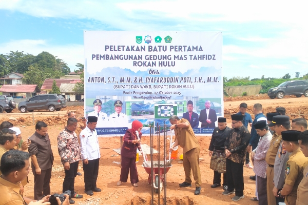 Peletakan Batu Pertama Gedung MAS Tahfidz Rokan Hulu: Meneguhkan Langkah Membangun Peradaban Qurani