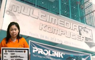 20 Tahun Kelola Toko Komputer Tanpa Gaji, Yanni malah dituduh Gelapkan Uang oleh Abang Ipar