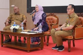 Berkah HUT Siak ke-26, Karmila Sari Salurkan 4.000 Kuota PIP