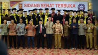 Pesan Wabup Muzamil di Wisuda STKIP Meranti: Guru Harus Jadi Teladan Sejati
