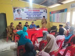 Upaya Meningkatkan Kesejahteraan, Kepenghuluan Sungai Nyamuk Salurkan BLT ke 45 Orang Warganya