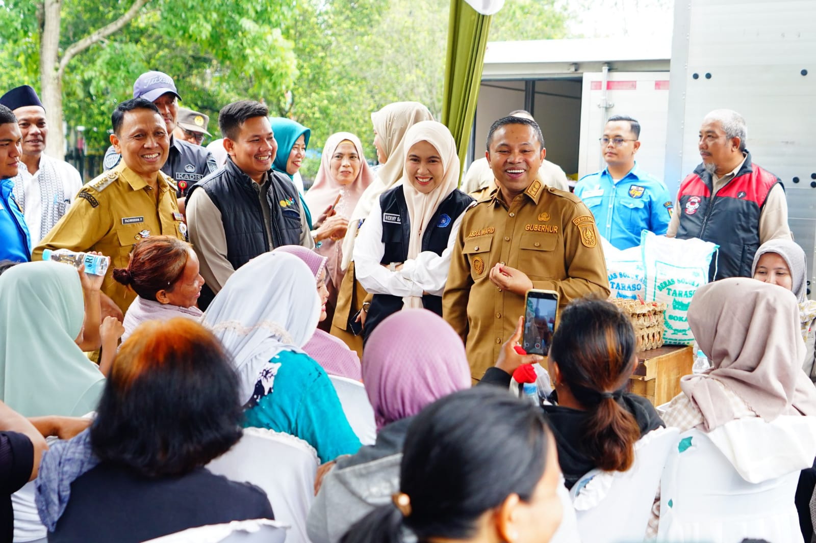 Gubri Wahid Pastikan Harga Stabil di Pasar Murah Delima, Pasokan Cabai Jadi Fokus