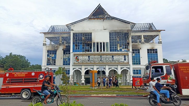 Pemko Tunda Rencana Renovasi Gedung Lipat Kajang Tenayan Raya