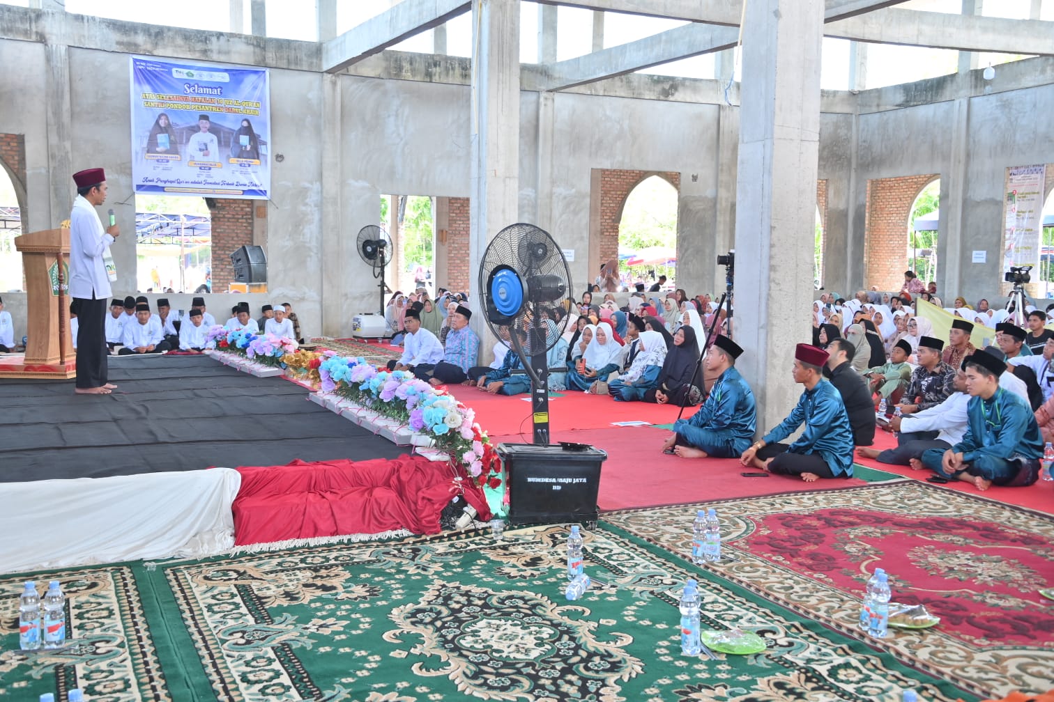  Tausiyah UAS Warnai Peresmian Masjid Al-Ashr dan Wisuda Santri Tahfizh Darul Khair