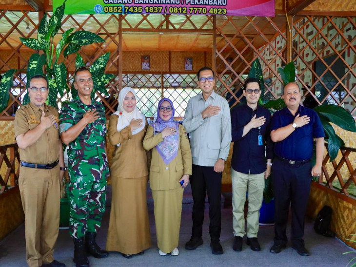 Wakil Bupati Kampar Terima Kunjungan Staf Ahli Kementerian Koperasi RI 