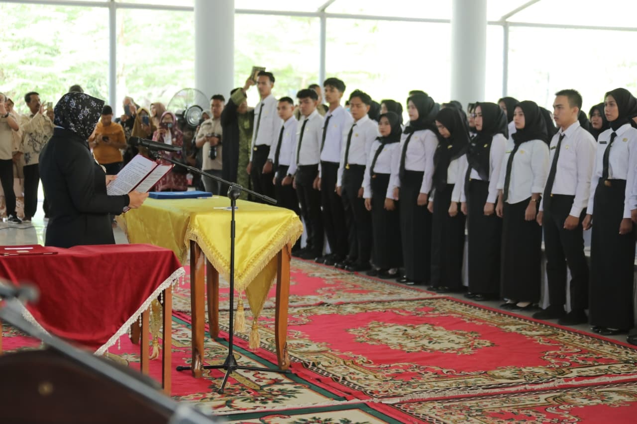 Bupati Afni Lantik 139 PPPK, Tekankan Kreativitas dan Inovasi ASN