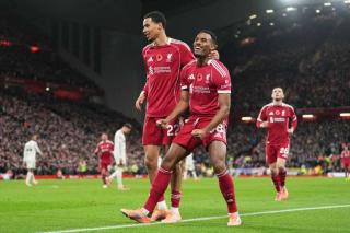 Liverpool Bangkit! Duet Salah–Gravenberch Hidupkan Anfield