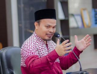 Ustaz Alnofiandri Bantah Tuduhan KPK Soal Abdul Wahid Gunakan Uang 