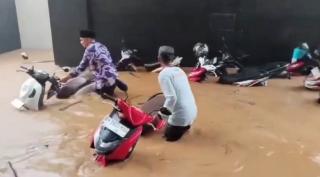 Basement Terendam Banjir, Bupati Anton Pastikan Kawasan Islamic Centre Tetap Aman