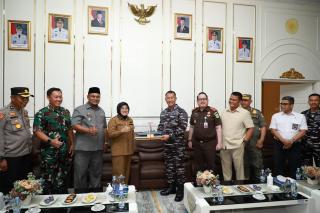Lanal Dumai Gelar Bakti Sosial, Bupati Afni Apresiasi Sinergi Pemkab Siak dan TNI AL