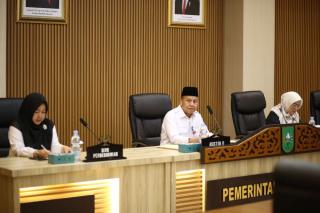 Pemprov Riau dan OJK Perkuat Inklusi Keuangan melalui Rapat Pleno TPAKD 2025