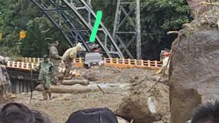Satu Anggota Polda Riau Meninggal Akibat Longsor di Padang, Dua Rekan Masih Hilang