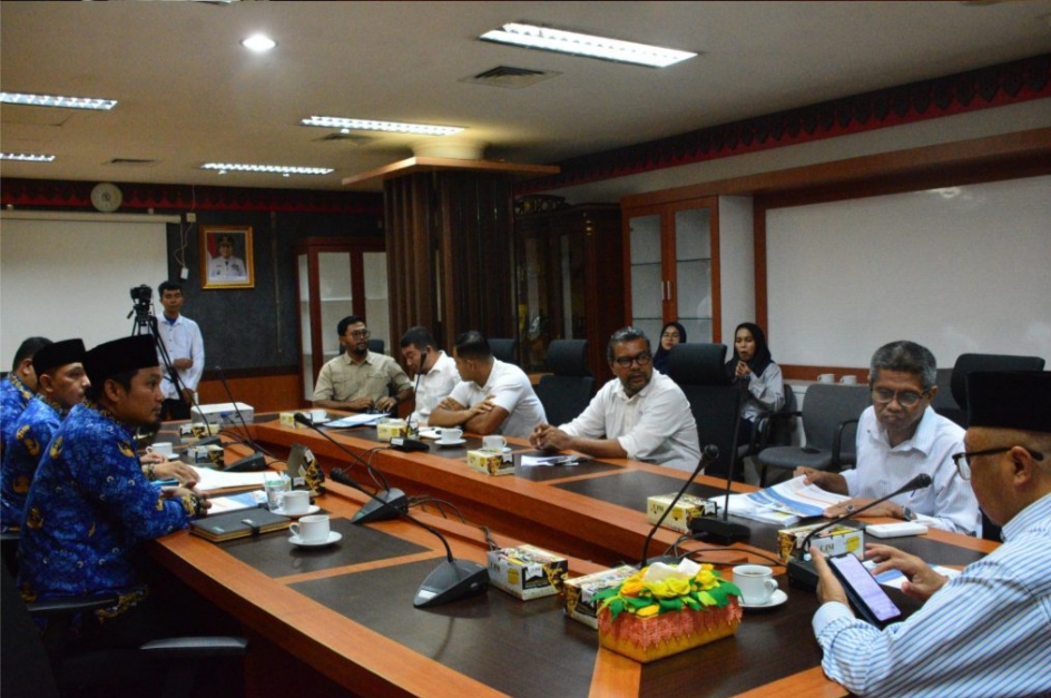 DPRD Riau Gelar Evaluasi Naskah Akademik (NA) Propemperda Tahun 2025
