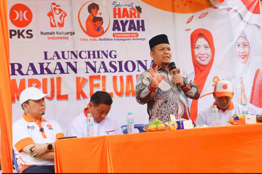 Wakil Ketua DPRD Provinsi Riau Ahmad Tarmizi Hadiri Launching Keluarga Bersempena