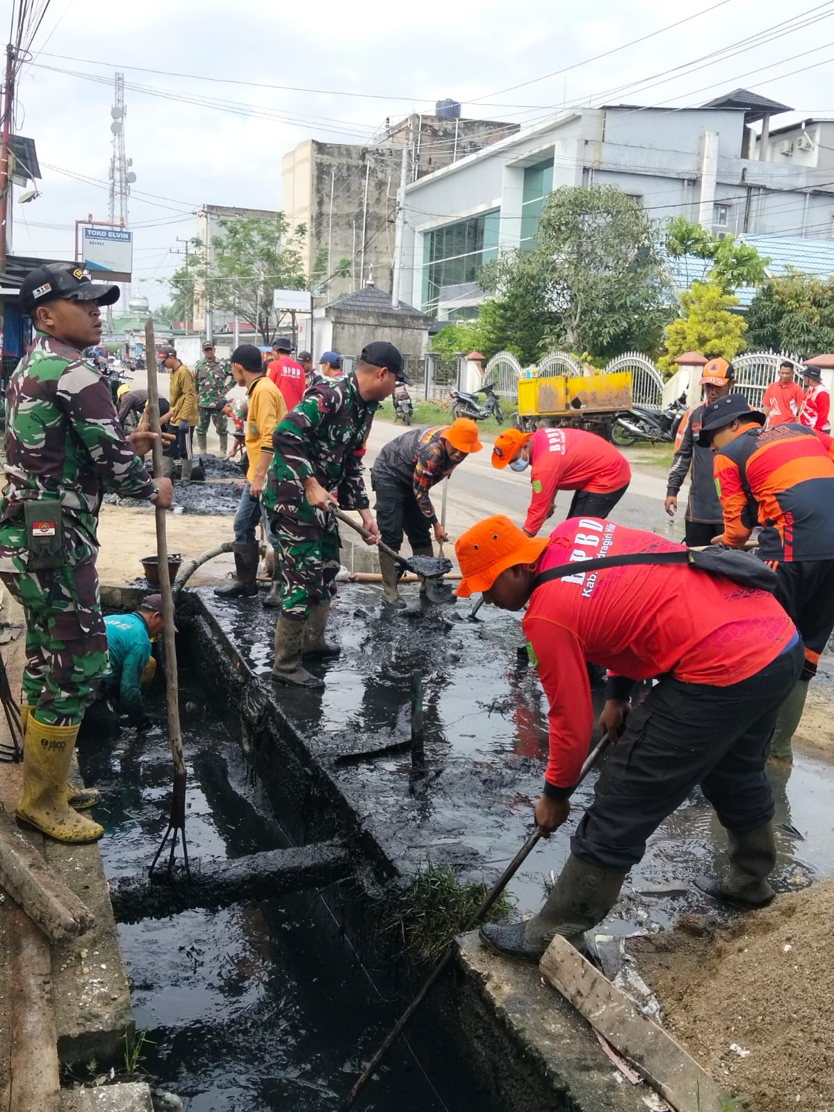 Pemkab Inhil Tetapkan Siaga Bencana Hidrometeorologi, Luncurkan Gotong Royong Massal Empat Hari