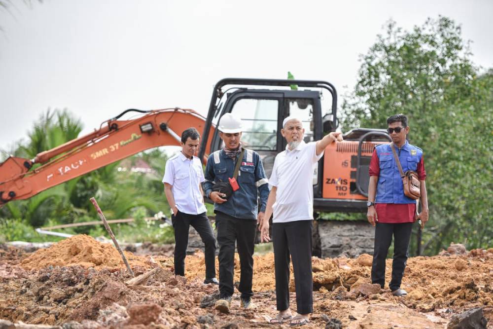 Wako Paisal Tegaskan Komitmen Tuntaskan Banjir dari Hulu Sungai Dumai pada 2026