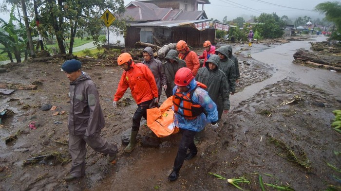 Korban Banjir dan Longsor Sumatera 2025 Capai 836 Jiwa, Pencarian Korban Hilang Masih Berlanjut