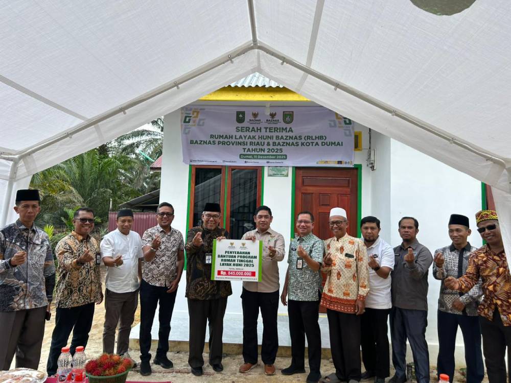 BAZNAS Riau–Dumai Serahkan 14 Rumah Layak Huni Senilai Rp845 Juta, Pemko Dumai Beri Apresiasi