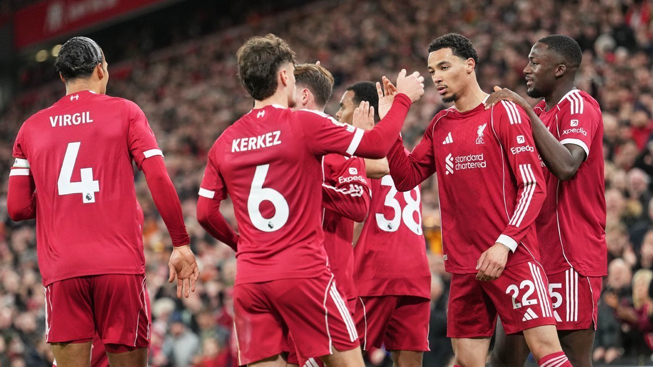 Brace Hugo Ekitike Antar Liverpool Tekuk Brighton 2-0 di Anfield
