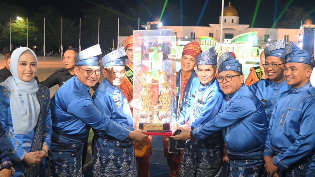 MTQ XX Kabupaten Rokan Hilir Resmi Dibuka, 616 Kafilah dari 18 Kecamatan Ramaikan Batu Enam