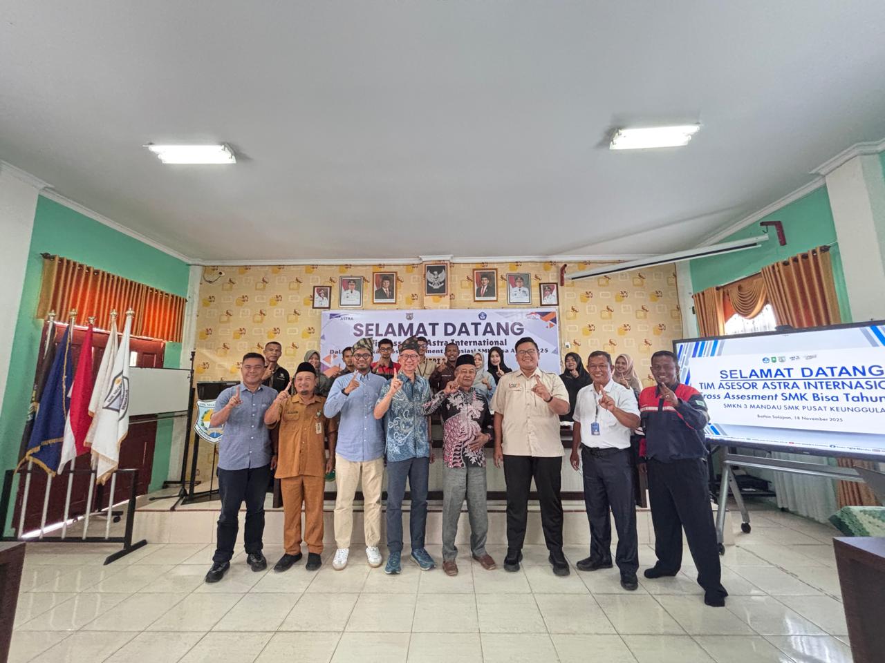 SMKN 3 Mandau Binaan Honda Riau Masuk 5 Besar Terbaik SMK Bisa se Indonesia