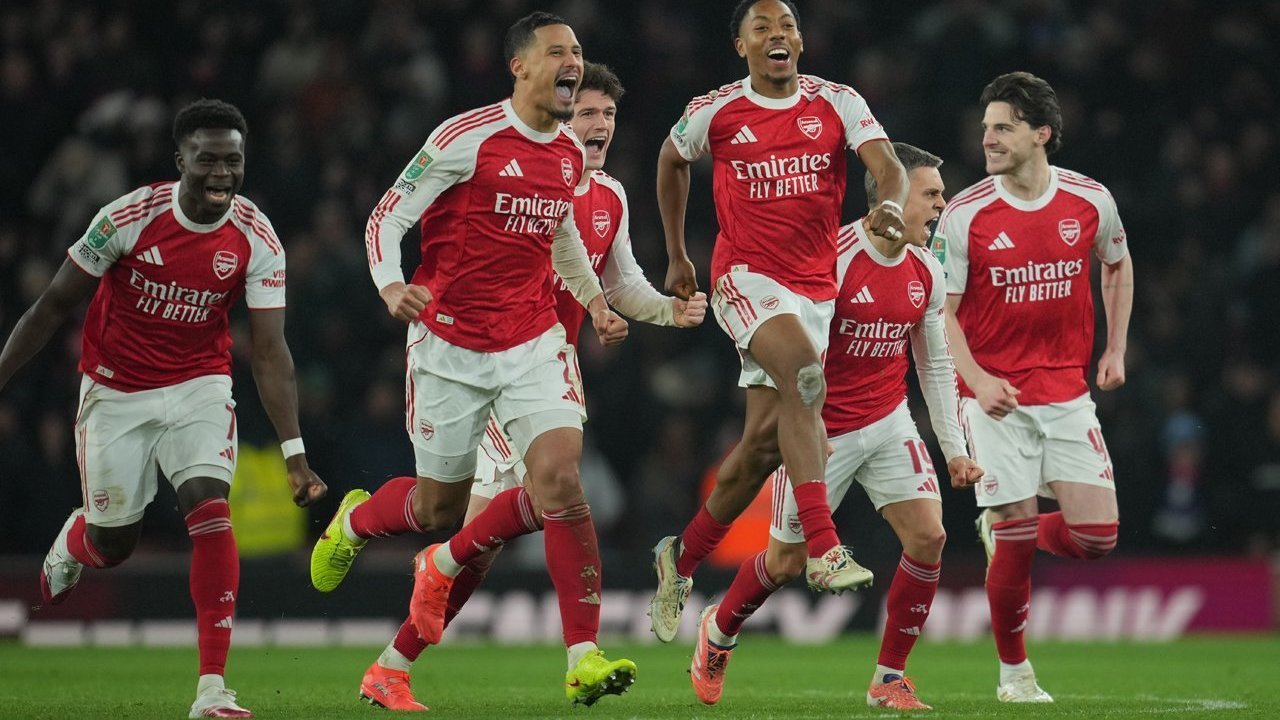 Drama Adu Penalti Antar Arsenal ke Semifinal Carabao Cup