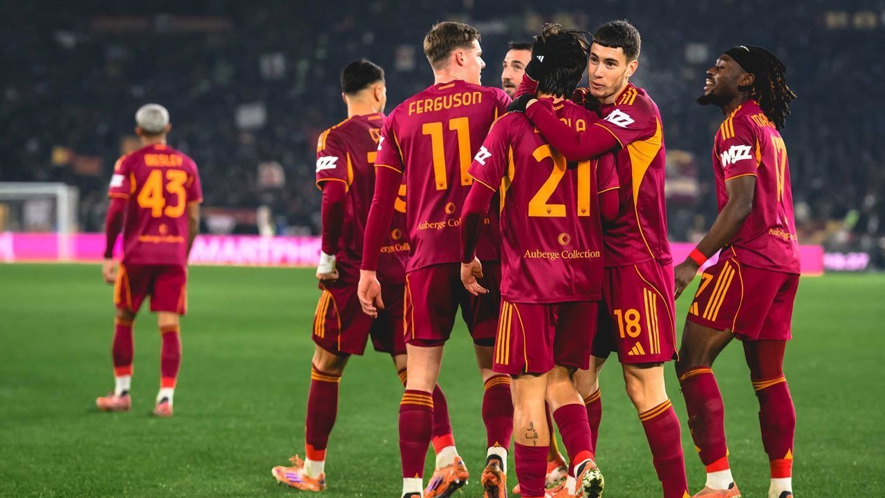 Roma Pesta Gol di Olimpico, Reuni Pahit De Rossi Berujung Juventus Terlempar dari Empat Besar