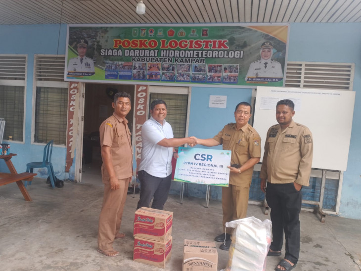 Antisipasi Bencana, Pemkab Kampar Terima Bantuan CSR dari PTPN IV Regional III