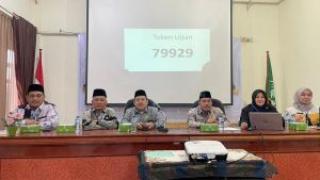 Perkuat Layanan Haji, Kakanwil Riau Tinjau dan Evaluasi Seleksi PPIH 2026