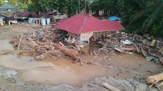 Korban Banjir dan Longsor di Sumatera Capai 914 Jiwa