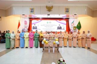 Puncak peringatan Hari Ulang Tahun (HUT) ke-26 Dharma Wanita Persatuan (DWP) Provinsi Riau 