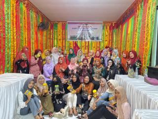 IPHI Kabupaten Kampar Gelar Pelatihan Menghias Hantaran untuk Pemberdayaan Perempuan