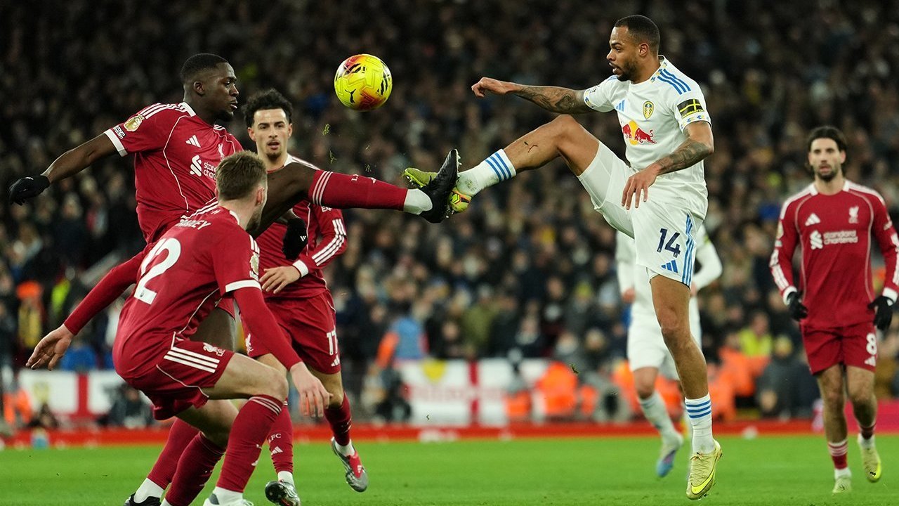 Liverpool Gagal Maksimalkan Dominasi, Leeds United Tahan Imbang 0-0 di Anfield