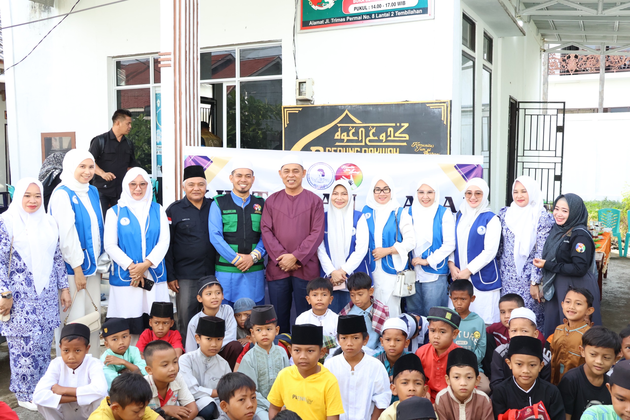 IWAPI Inhil dan Komunitas Jum’at Berbagi Gelar Khitanan Massal, Pemkab Inhil Beri Dukungan
