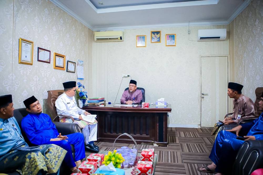 Semua Pekerja Wajib Tertib Administrasi dan Perusahaan Harus Patuhi Regulasi